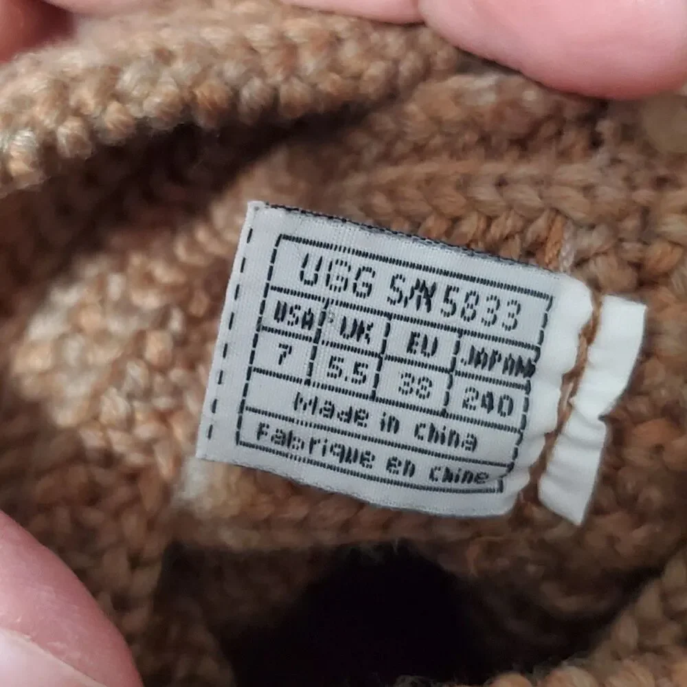 UGG Classic Crochet Boots Womens Size 7 Tan Brown Sheep Skin Knitted Casual Rare